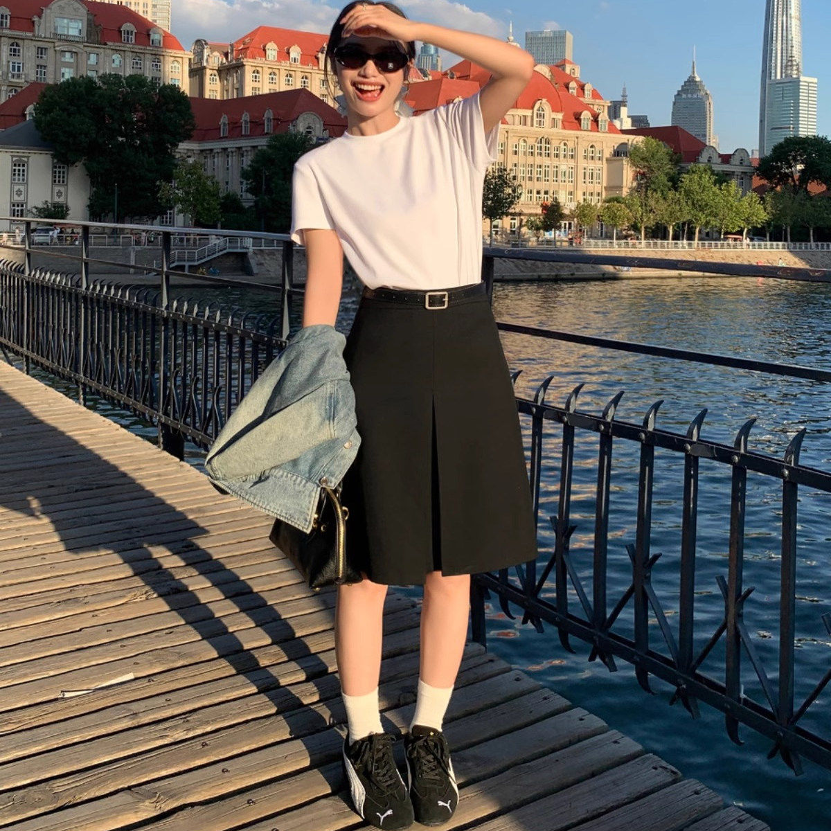 大码黑色毛呢半身裙女百搭高腰显瘦中裙休闲气质a字裙压褶包臀裙