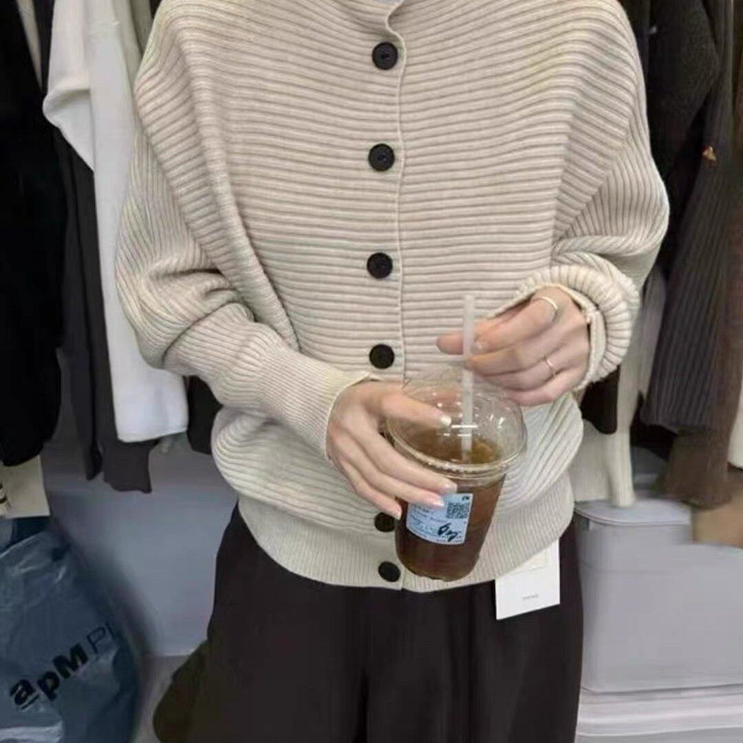 半高领坑条毛衣女2026秋冬新款法式宽松慵懒风针织开衫上衣