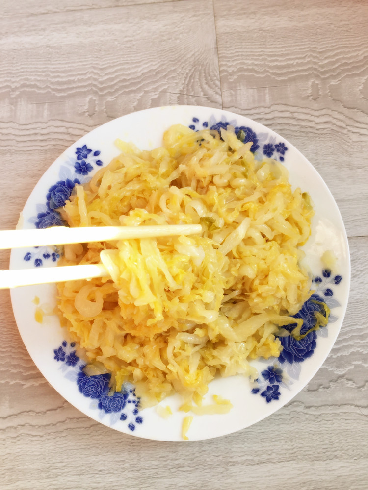 酸菜东北特产马太太酸菜手工切丝猪肉排骨炖粉条特价4袋包邮