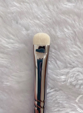 自留款 少见白马毛卧蚕刷一笔提亮卧蚕动物毛化妆刷眼部细节刷