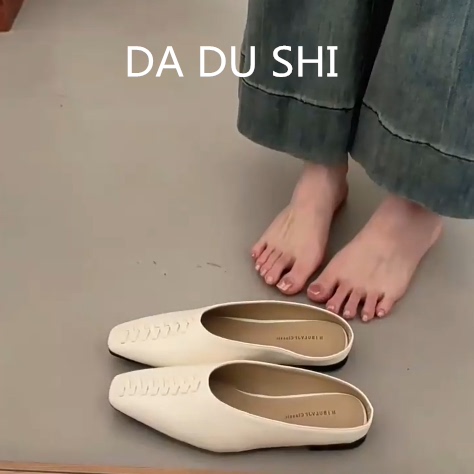羊皮版~白色内增高方头鞋