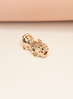 俄罗斯585紫金貔貅吊坠招财时尚潮流彩金玫瑰金项链个性ins风礼物