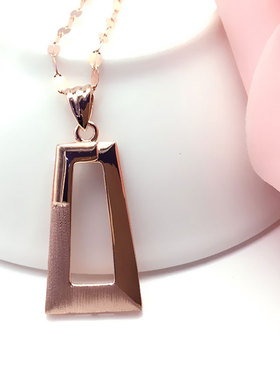 俄罗斯585紫金几何吊坠拼接磨砂女镀14K玫瑰金高级简约锁骨链礼物