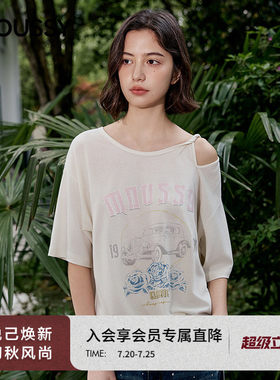 MOUSSY2026夏季新品慵懒休闲风露肩做旧印花宽松T恤028JSZ90-1083