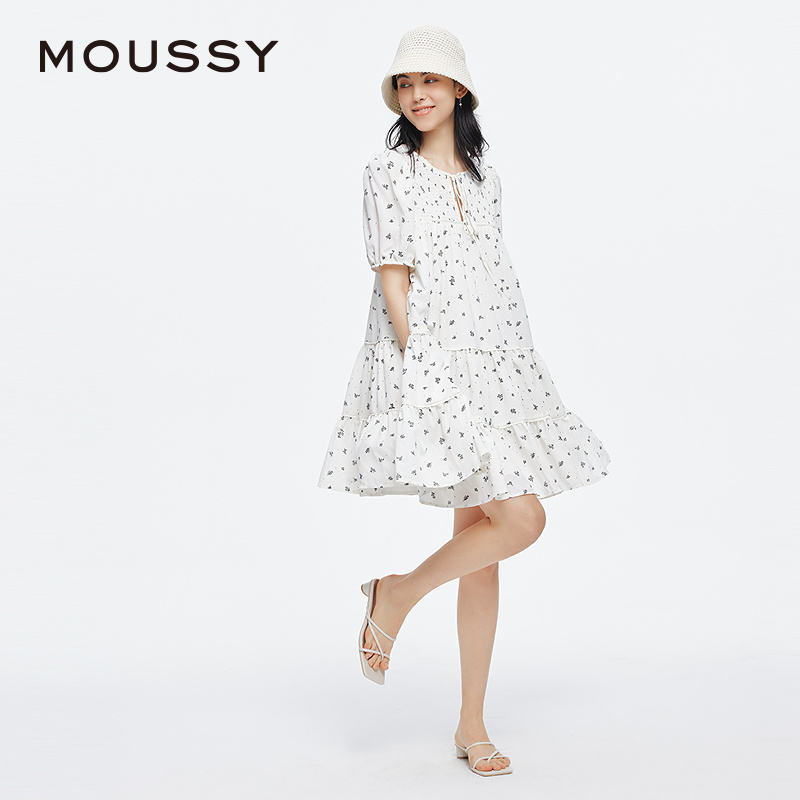 MOUSSY 秋季新品文艺风泡泡袖短款碎花连衣裙028ISA33-3931