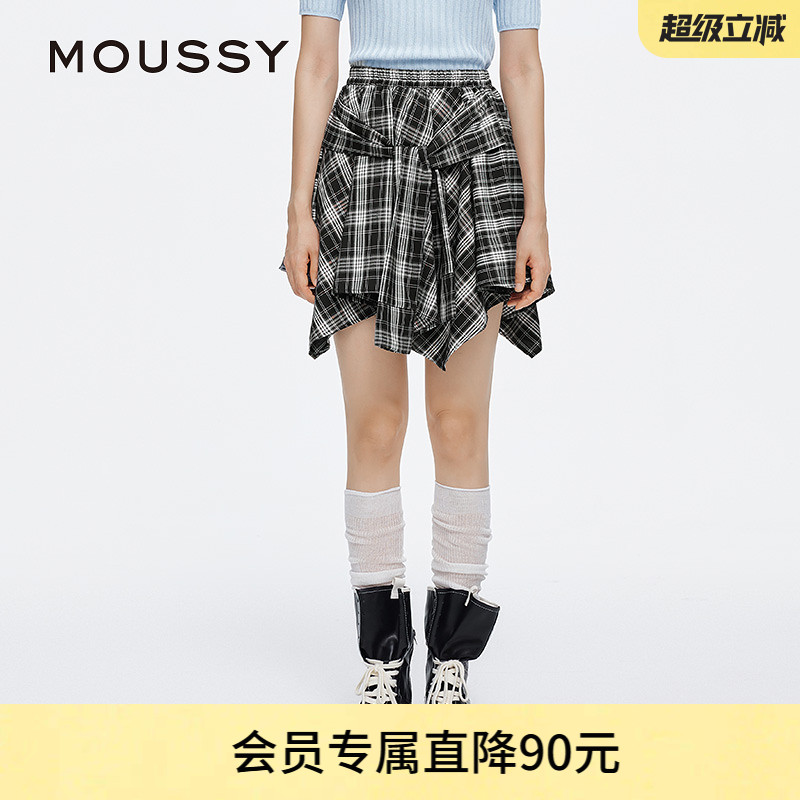 采用假两件设计   经典黑白格纹设计