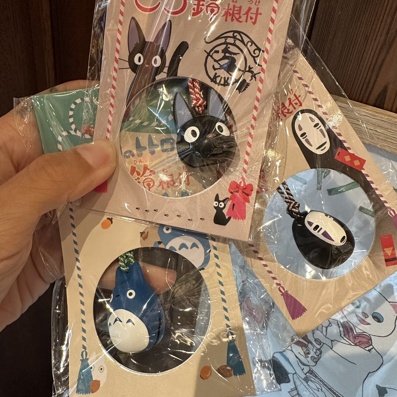 国内现货 日本正版宫崎骏龙猫千与千寻黑猫吉吉铃铛挂件吊饰根附