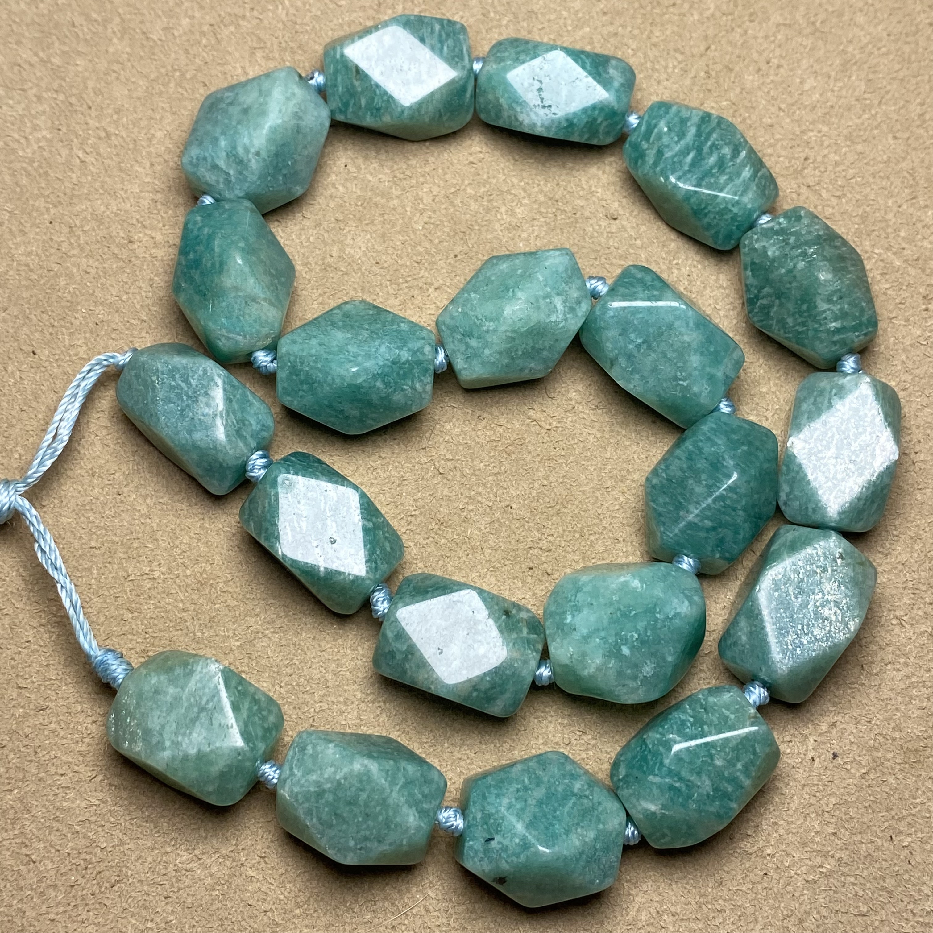 古玩仿老玉器天然天河石切面唐八棱散珠串半成品项链手链配珠