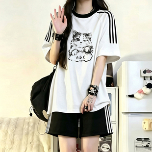 活泼减龄学院风运动服套装女夏季拼接短袖短裤时尚炸街跑步两件套