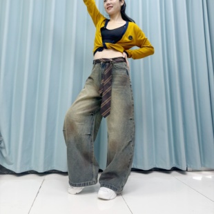 8080秋冬新款刺绣玫瑰老钱风复古牛仔裤水洗做旧阔腿裤街舞现代舞