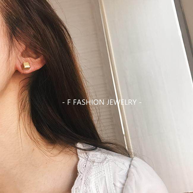 美国满钻立体几何小方块耳钉