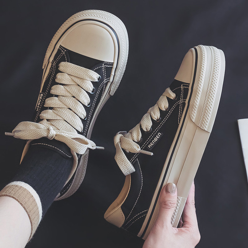人本女鞋2025秋季新款帆布鞋百搭厚底休闲板鞋复古松糕运动鞋子女