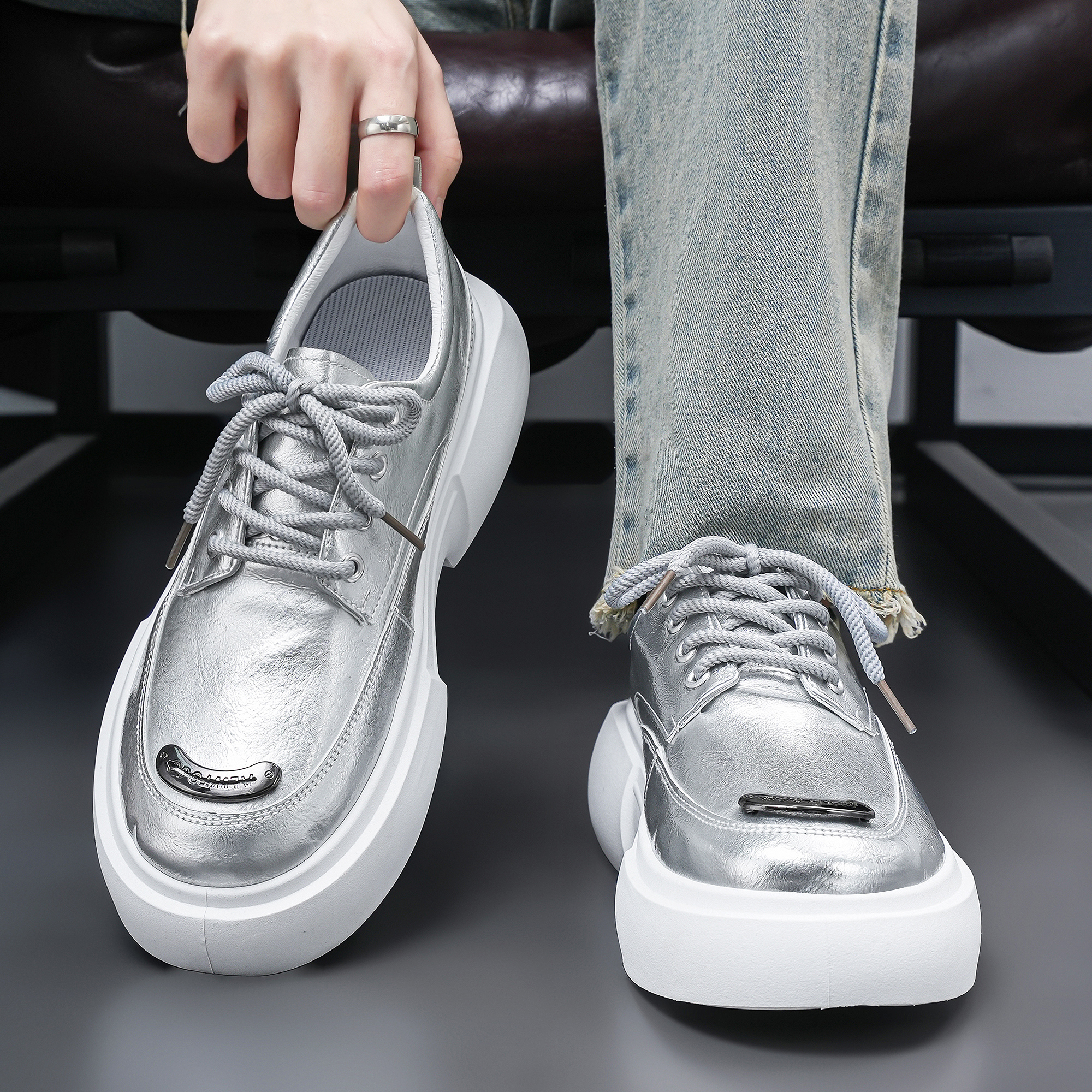 官方旗舰店正品男鞋品牌新款