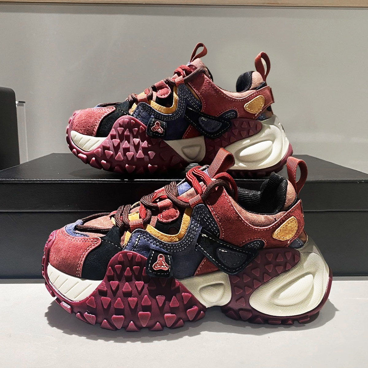 高级感超火老爹男鞋冬季厚底增高运动休闲本命年红色轮胎鞋ins潮,流行男鞋,老爹鞋,淘宝优惠券,粉丝福利购,淘宝优惠卷