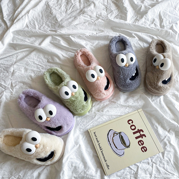 送运费险！可爱卡通大眼狗棉拖鞋