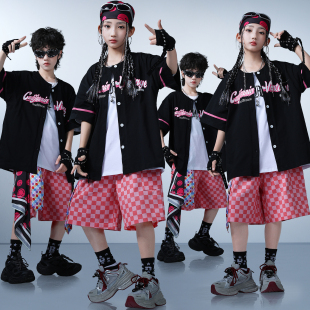 少儿街舞嘻哈套装短袖棒球服外套演出服hiphop粉色棋盘格子短裤酷