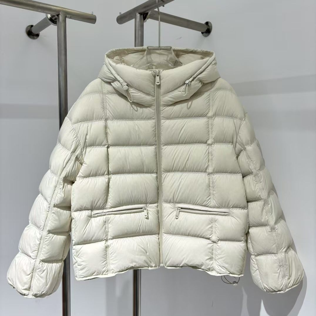 欧货短款连帽90白鹅绒羽绒服