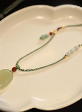 天然晴水和田玉项链女无事牌编织宝葫芦锁骨链设计感毛衣链