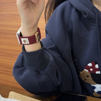 礼帽小熊编织磁吸表带适用苹果手表AppleWatchs1098765高级女SE21
