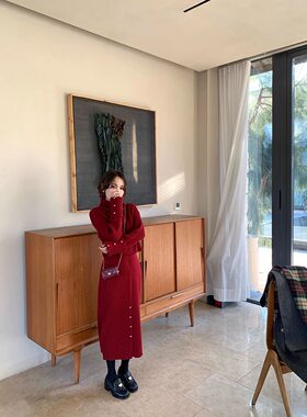 朗姆波尔多 高克重粗纺羊毛针织套装 高领坑条短毛衣/开衩半身裙