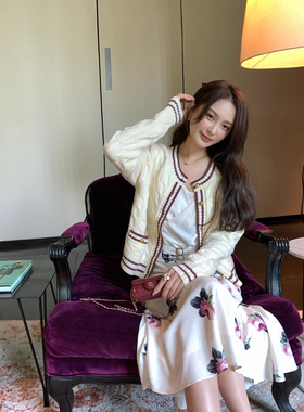 米兰秋日 定制私服套组 重工绞花小金扣羊毛开衫/V领腰带背心裙