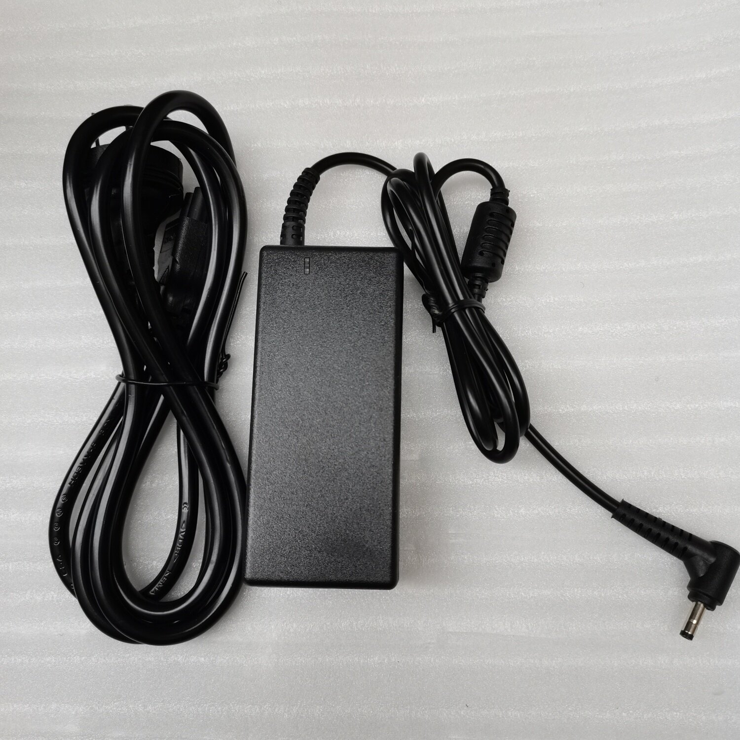 神舟战神Z7 Z8 G8 GX8 TX6TI笔记本充电源适配器线19.5V7.7A