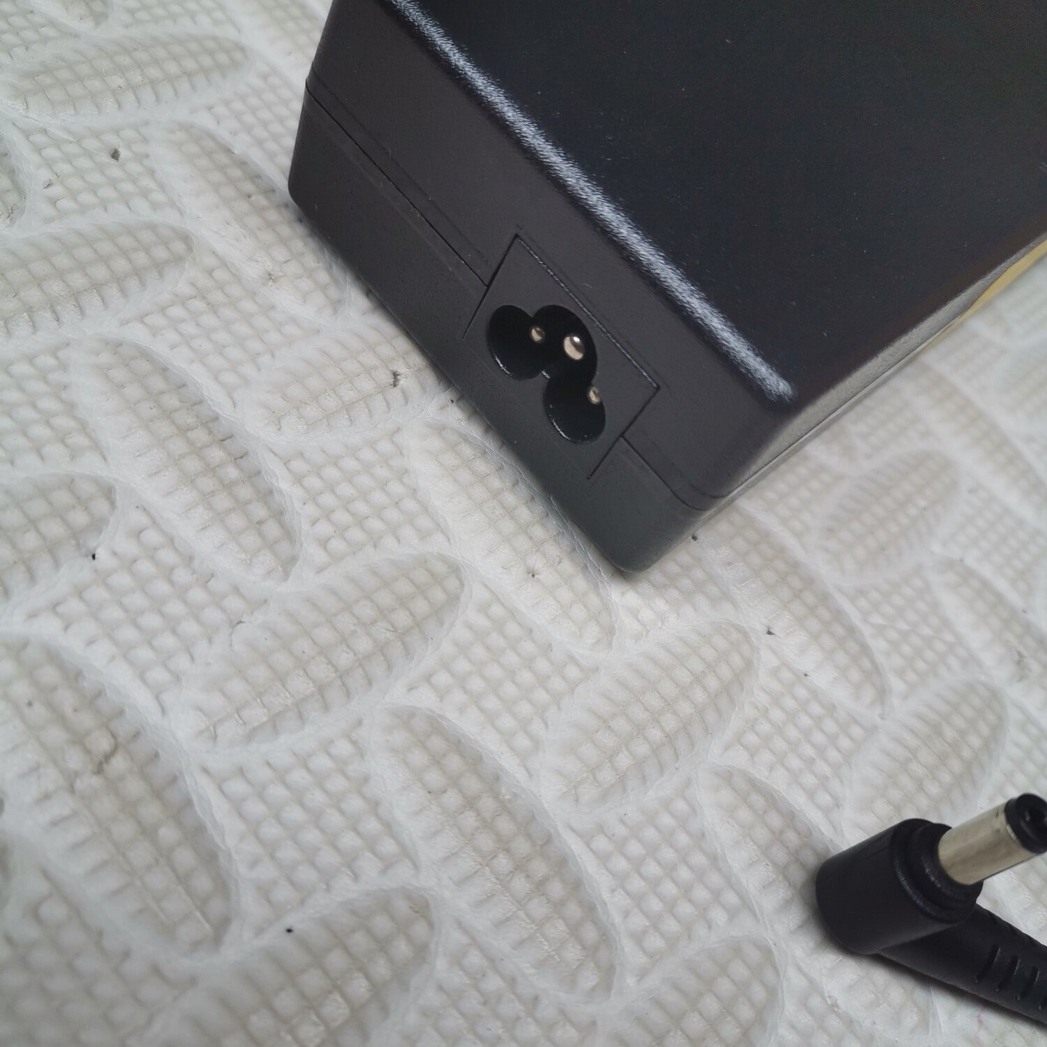 Viewsonic优派投影仪机Q7 PRO Q7+ VS18295电源适配器线19V 6.32A