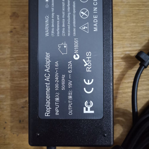 适用炫龙炎魔T2ti T50笔记本电源适配器19V6.32A电脑充电器120W