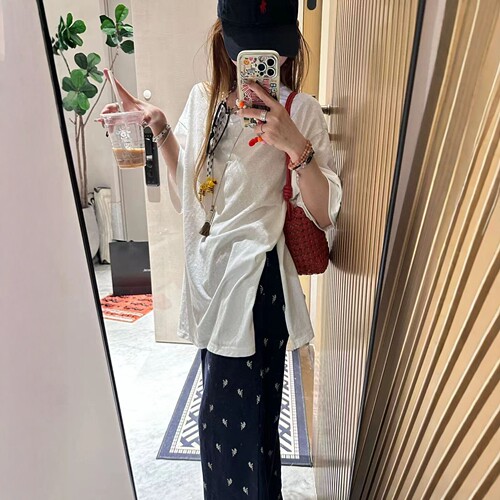 薄款软糯冰丝凉爽开叉卷袖t恤女
