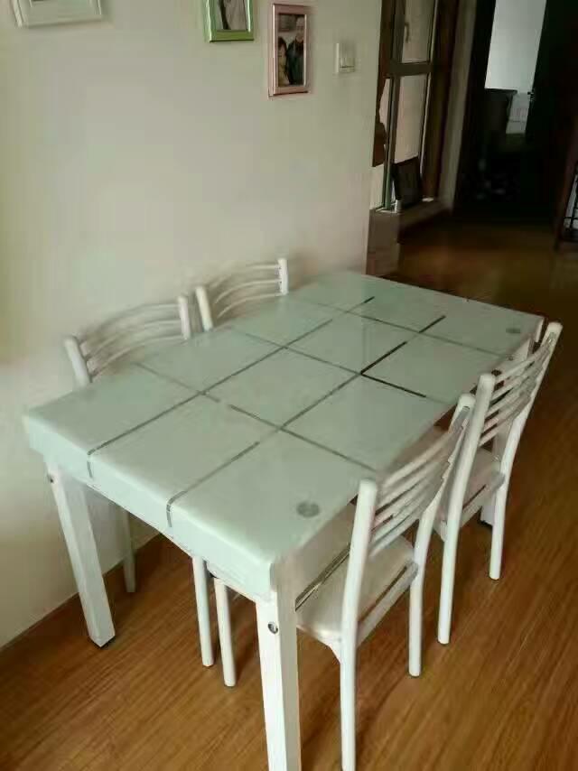 小戶型餐桌家用鋼化玻璃餐桌椅組合 現代簡約4人長方形飯桌子北京在類目 住宅傢俱, 成套傢俱, 餐廳成套傢俱, 餐桌+餐椅中 - 來自Buy2taobao.com提供專業的淘寶代購服務