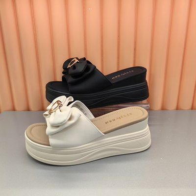 香香莉30515坡跟一字拖高跟拖鞋女厚底外穿时尚仙女风休闲2025夏