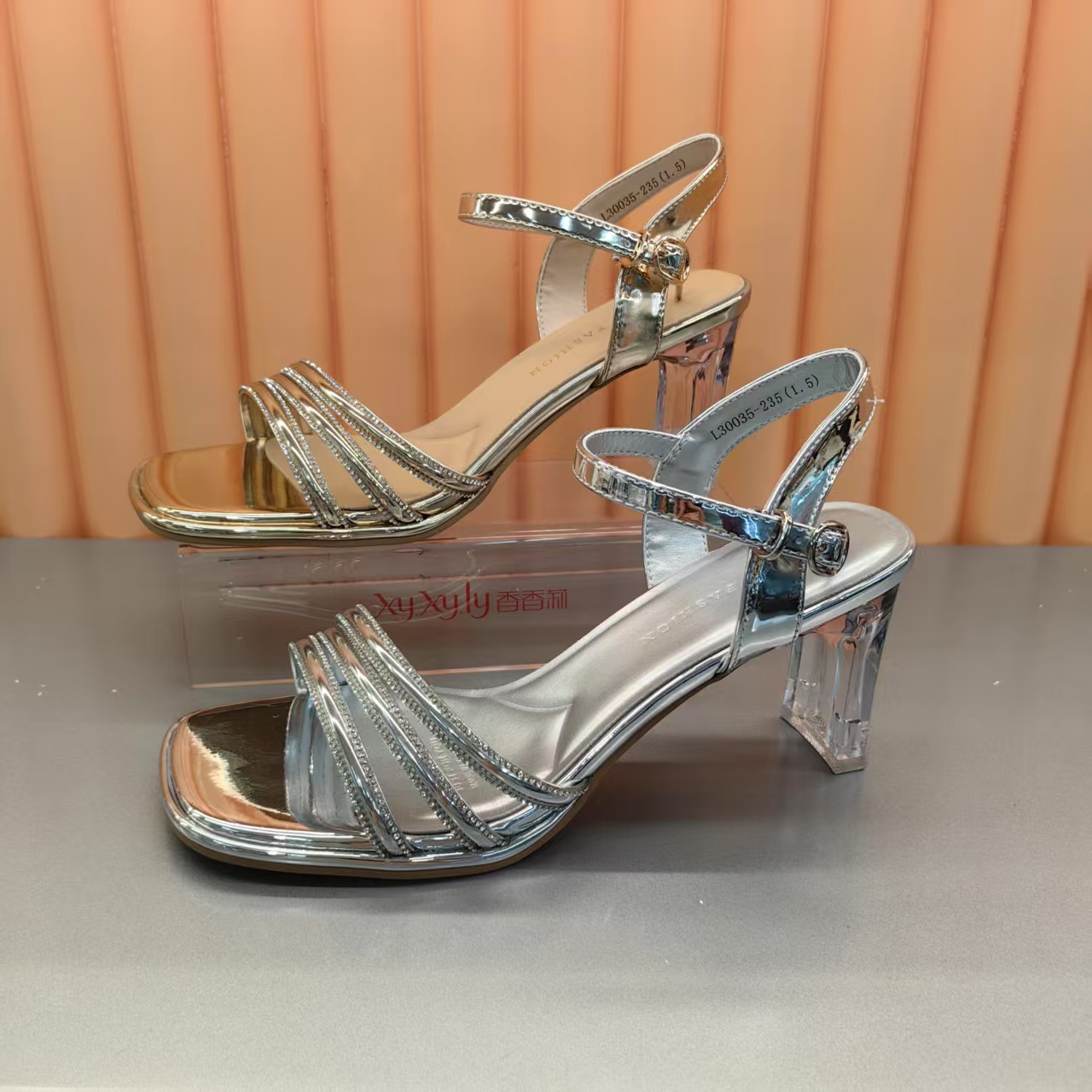 香香莉30035女鞋2025夏季新款时尚百搭粗跟高跟外穿女凉拖鞋