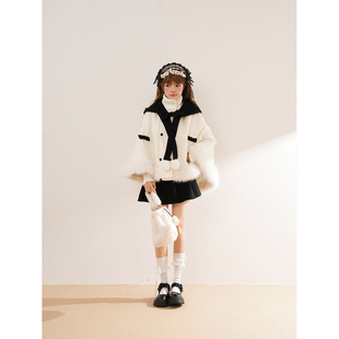 雪国来信 冬季新款千金风斗篷毛毛边披肩小熊帽子+百褶半身裙套装