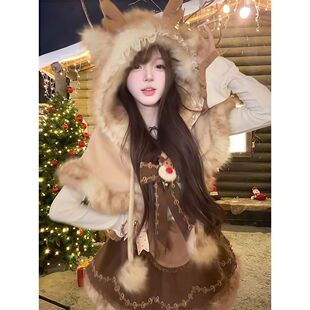 怦然心动 冬季新款新年氛围感毛绒可爱斗篷连衣裙甜美风三件套装