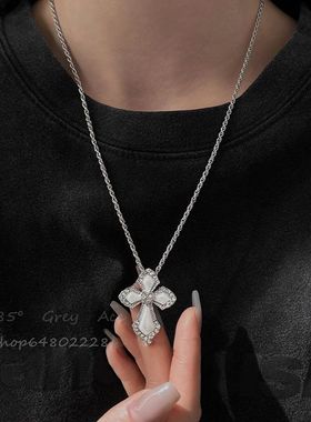 冷淡风亚比爱心守护滴油十字架项链高级小众甜酷vintage锁骨链女