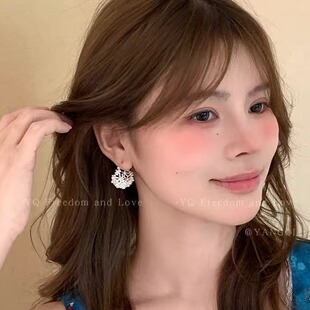 花团锦簇~气质超仙珍珠花朵耳圈女轻奢高级感夏日百搭耳环耳饰品