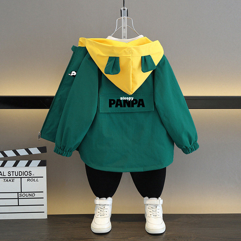 男童春装外套薄款2026新款冲锋衣潮帅气上衣儿童痞帅休闲童装秋装