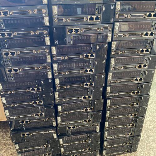 议价伺服驱动器IS620PS5R5IIS620PS2R8IIS620PS7R6I