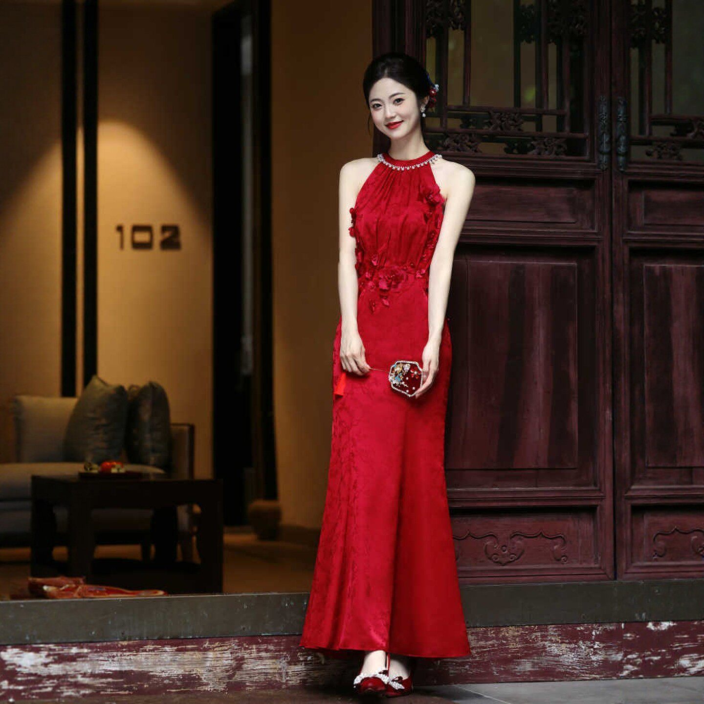 海棠记挂脖敬酒服新娘夏季高级感修身鱼尾订婚礼服红色晚礼服女装