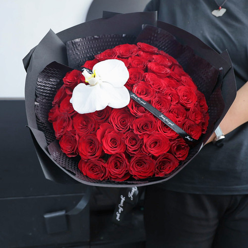 红玫瑰鲜花礼盒同城配送情人节