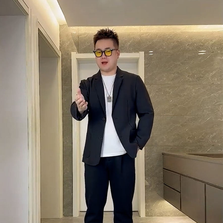 春秋季男士轻熟风西服外套男宽松大码胖子显瘦休闲小西装伴郎套装