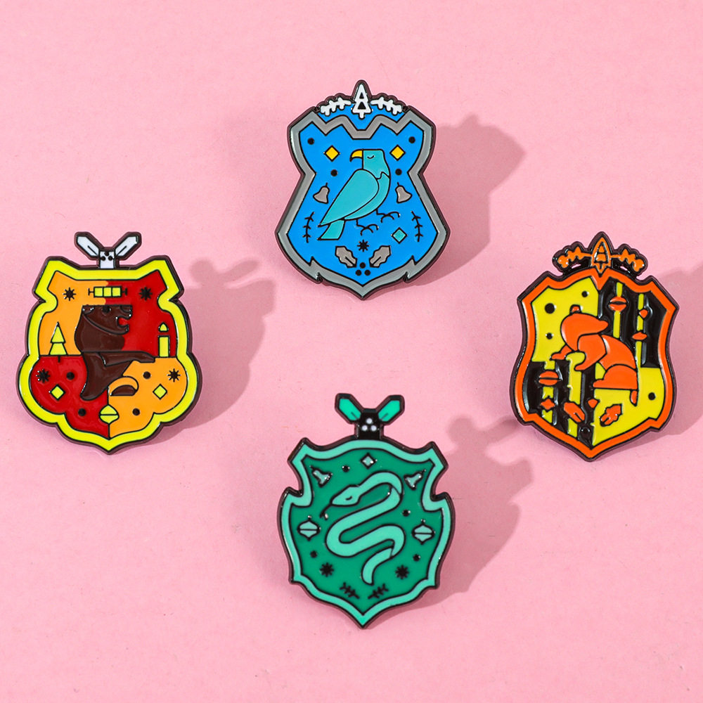 美剧影视小说魔法学院金属徽章魔法学校校徽合金胸针配饰胸章纪念