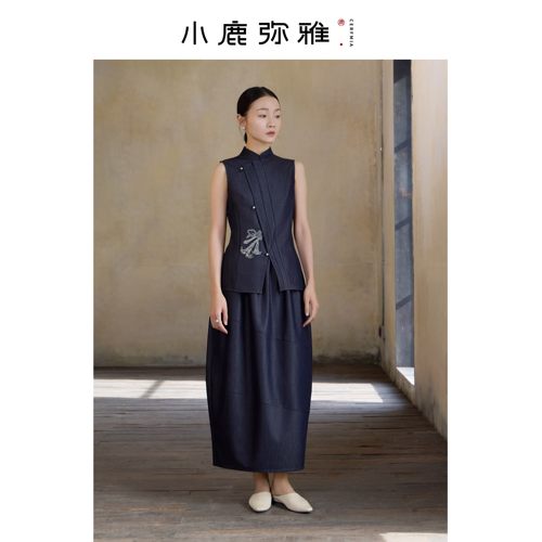 小鹿弥雅《丹青》系列原创新中式刺绣开叉马甲半身裙阔腿裤套装