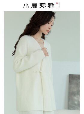 小鹿弥雅《观自在》系列羊毛浣熊绒混纺新中式盘扣针织毛衣开衫