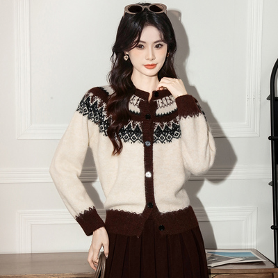 杏色圆领费尔岛毛衣针织开衫外套女2025新款秋季冷淡系高级感上衣