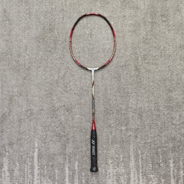 尤尼克斯经典老拍子  VT80LTD 3U5