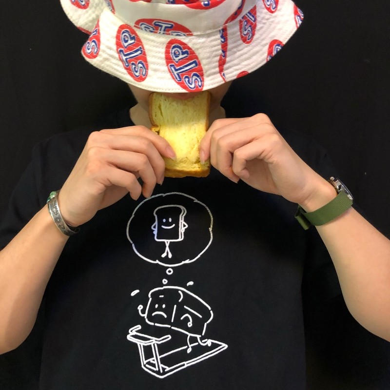面包要减肥我们都要减肥可爱美式复古学院风卡通中性纯棉短袖t恤