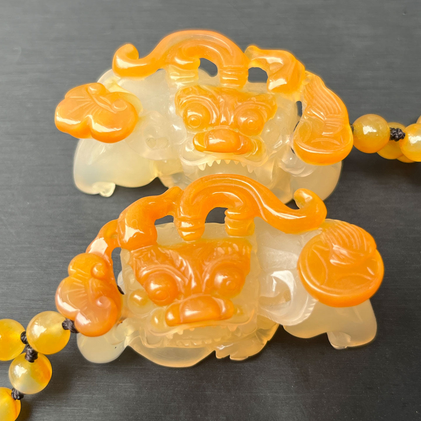 云南纯天然黄龙玉霸王貔貅男女款吊坠手把件料好工细配珠链证书