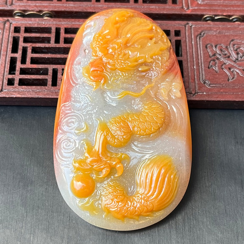 云南黄龙玉龙牌挂件纯手工