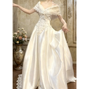 复古缎面高级感轻婚纱法式 小众轻奢新娘结婚迎宾纱出门纱礼服 新款